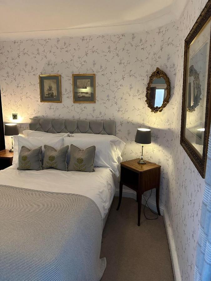 Burford Lodge Hotel - Adults Only Kültér fotó