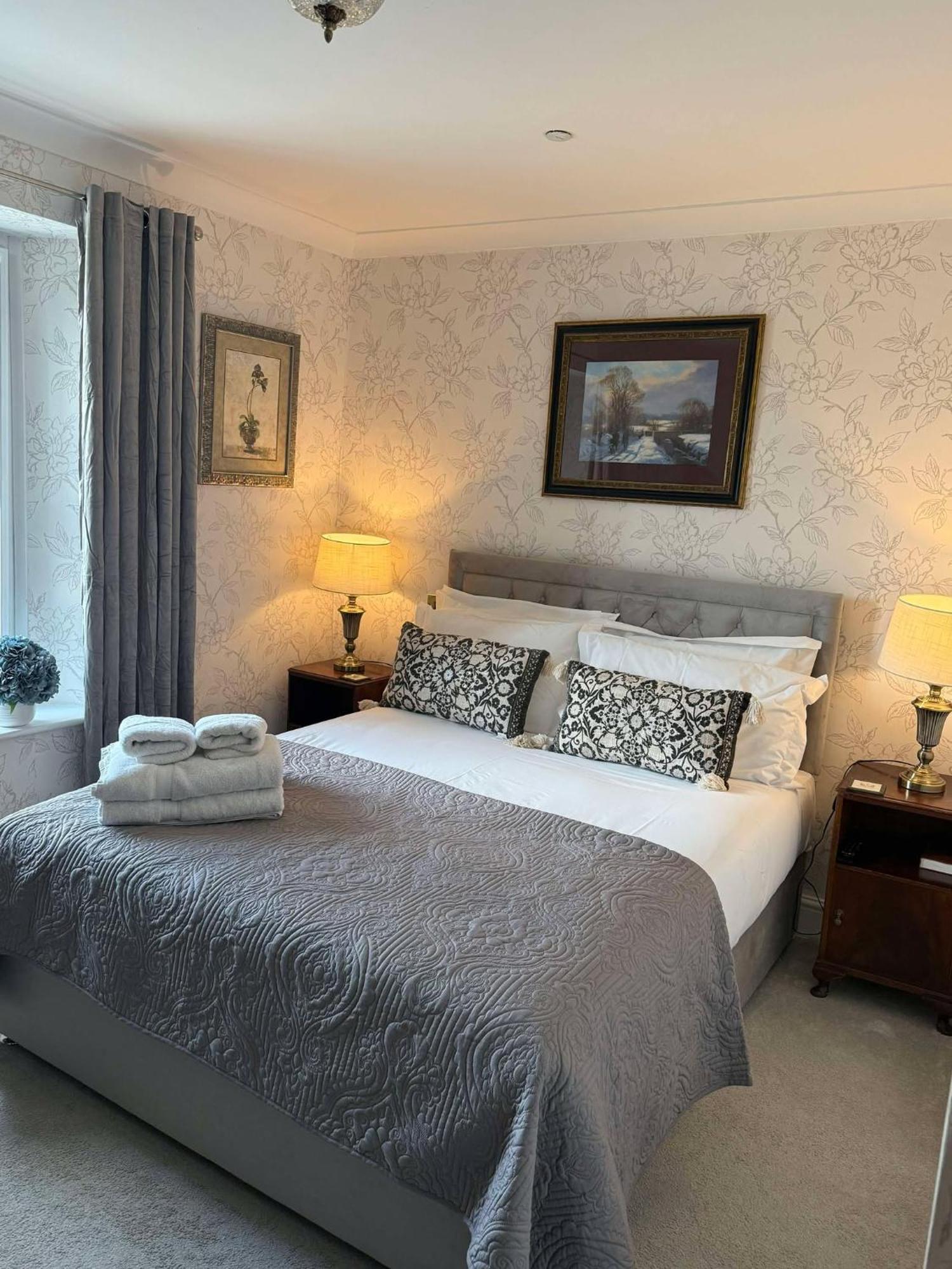 Burford Lodge Hotel - Adults Only Kültér fotó